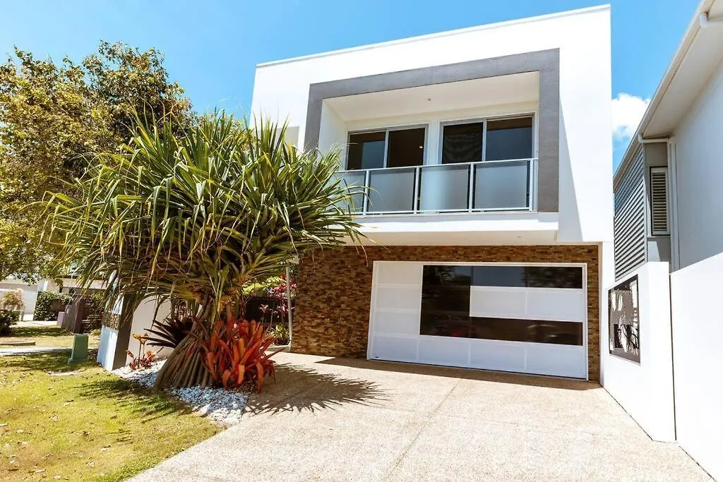 Waterfront At Serenity Maroochydore Holiday home