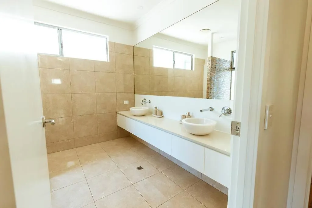 Waterfront At Serenity Maroochydore Holiday home