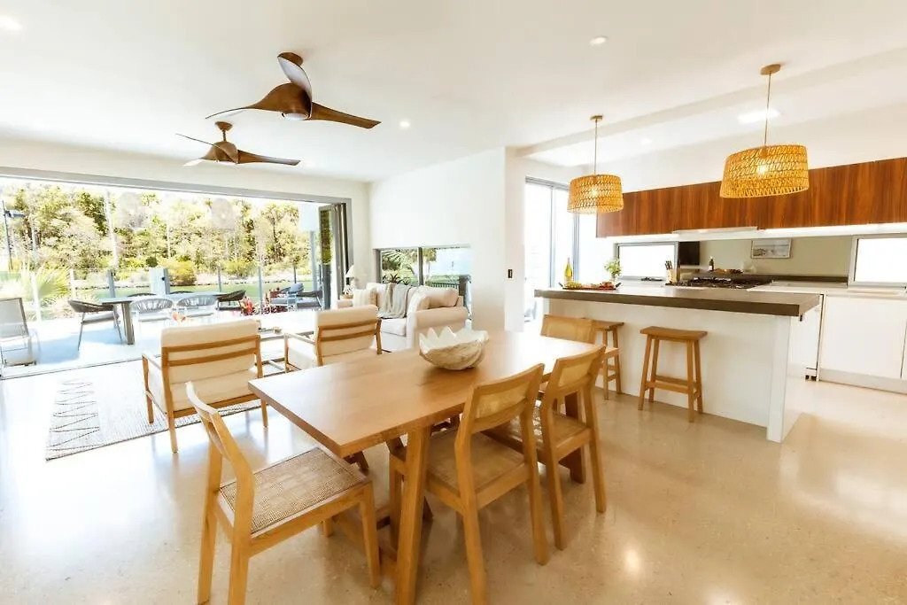 Holiday home Waterfront At Serenity Maroochydore